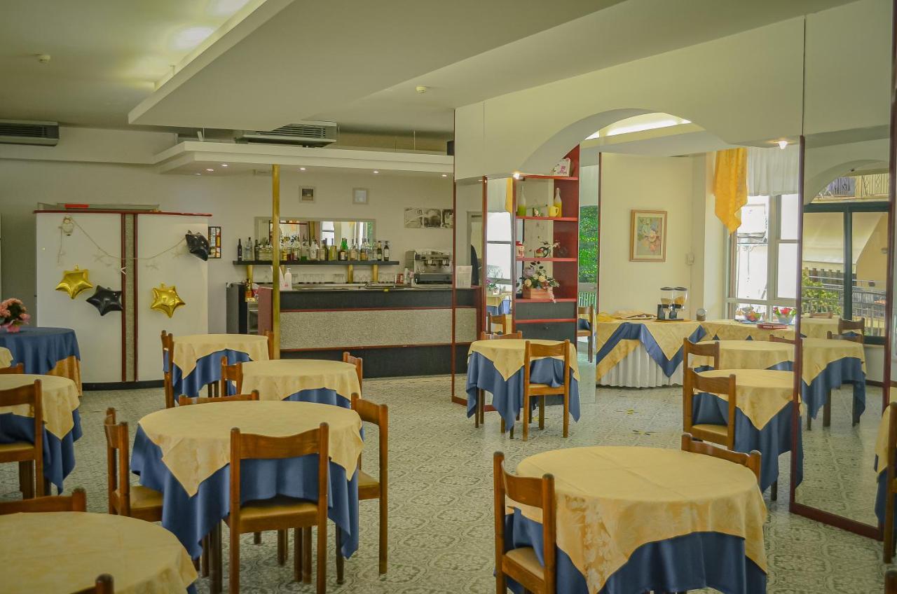 Hotel Stradiot Rimini Exterior foto